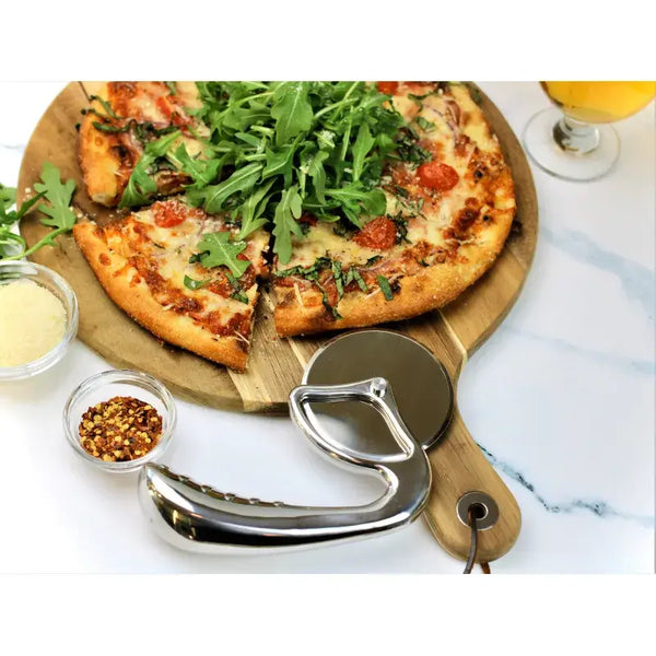 Unique Ergonomic Pizza Cutter